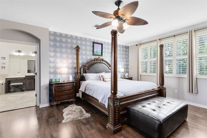 Image No.19-4 Bed Property for sale