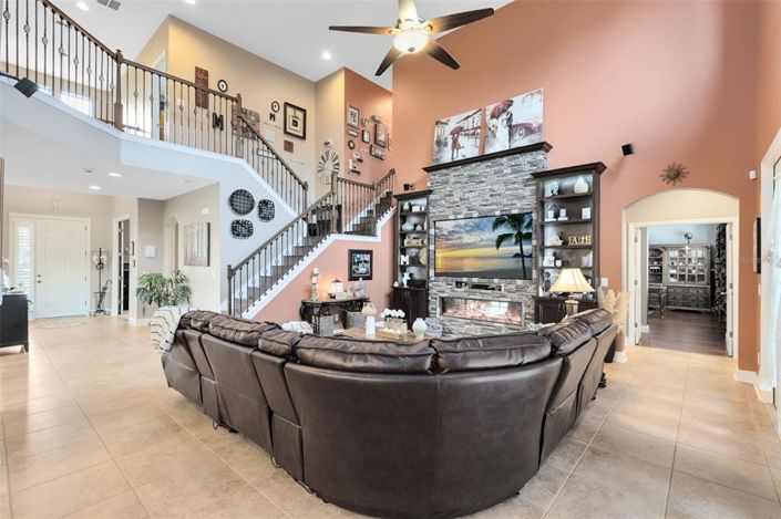 Image No.6-4 Bed Property for sale