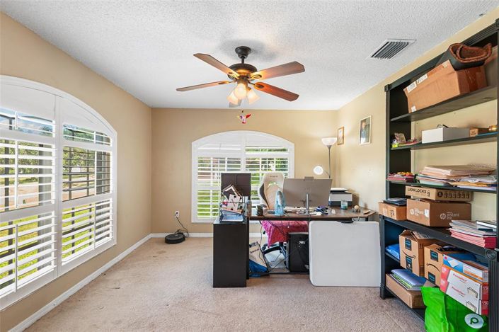 Image No.20-3 Bed Property for sale