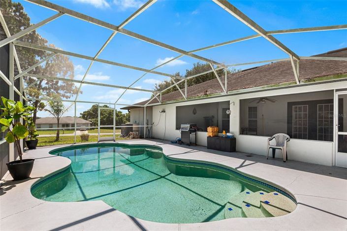 Image No.32-3 Bed Property for sale