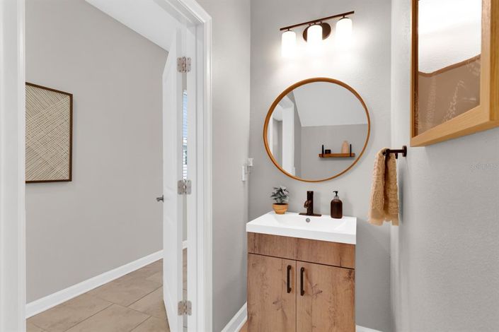 Image No.18-3 Bed Property for sale