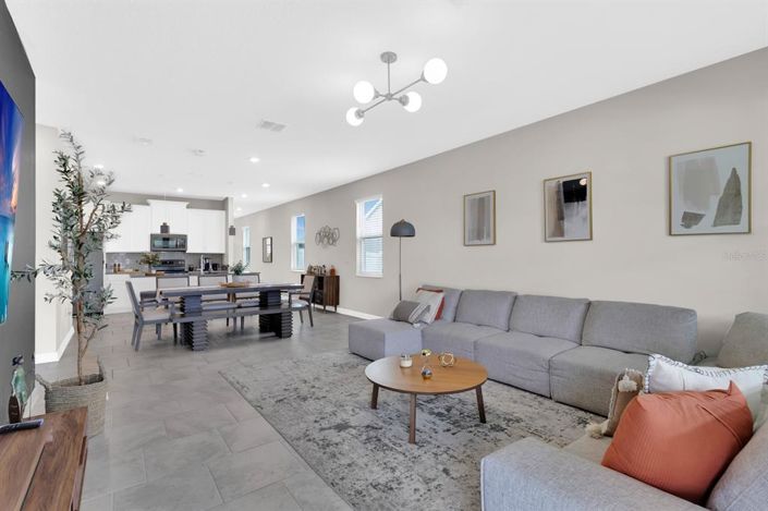 Image No.2-3 Bed Property for sale