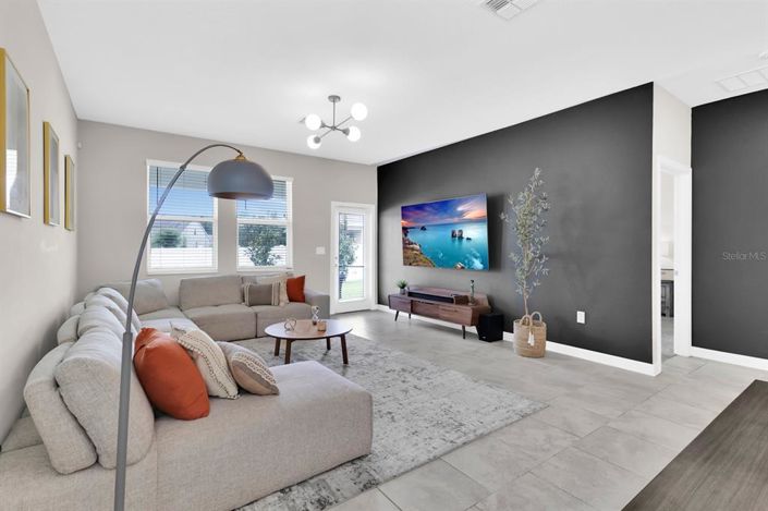 Image No.3-3 Bed Property for sale