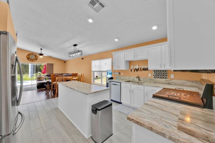 Image No.14-4 Bed Property for sale