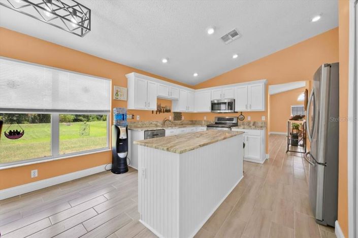 Image No.16-4 Bed Property for sale