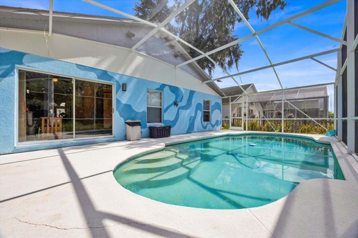 Image No.25-4 Bed Property for sale