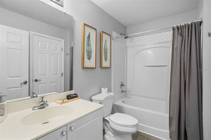 Image No.21-4 Bed Townhouse for sale