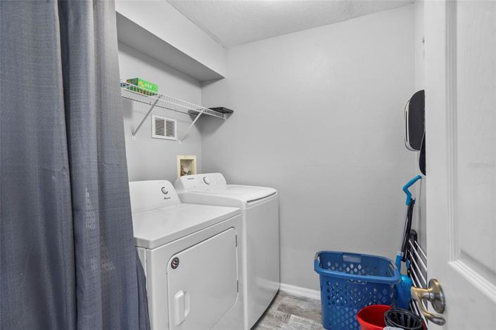 Image No.22-4 Bed Townhouse for sale