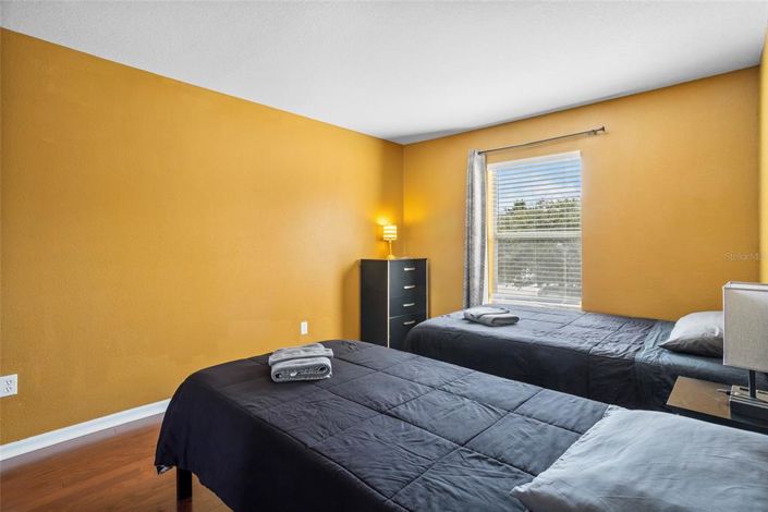 Image No.25-4 Bed Townhouse for sale