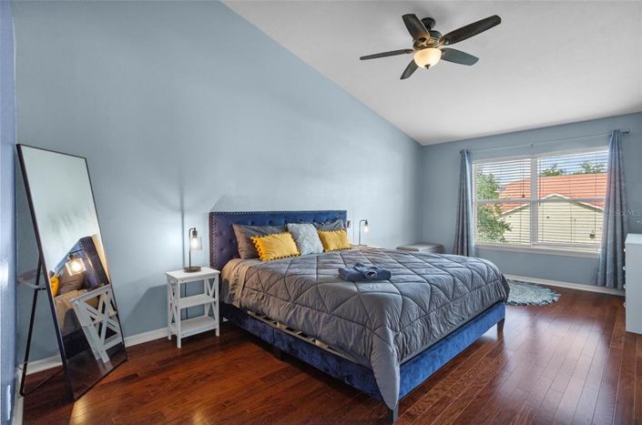 Image No.31-4 Bed Townhouse for sale