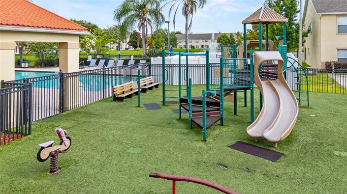 Image No.46-4 Bed Townhouse for sale