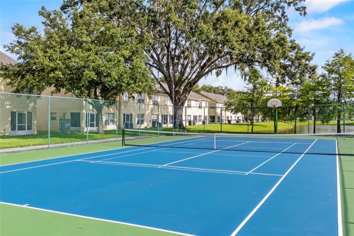 Image No.48-4 Bed Townhouse for sale