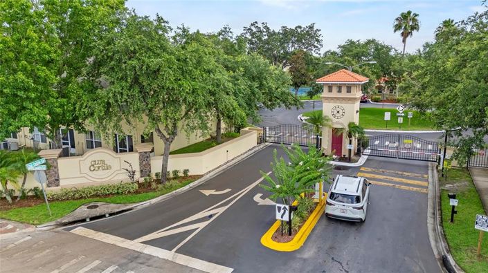 Image No.52-4 Bed Townhouse for sale