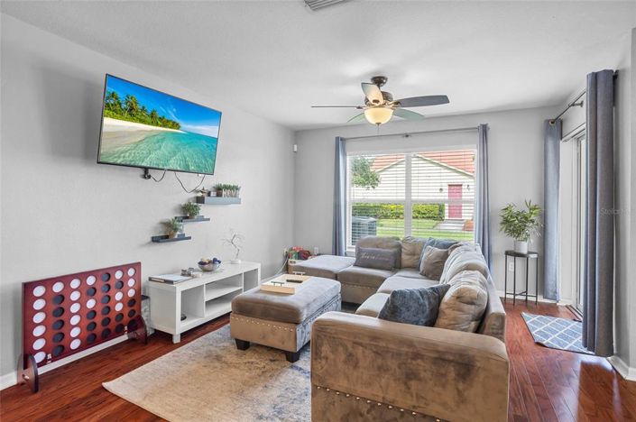 Image No.7-4 Bed Townhouse for sale