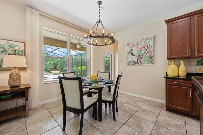 Image No.10-5 Bed Property for sale