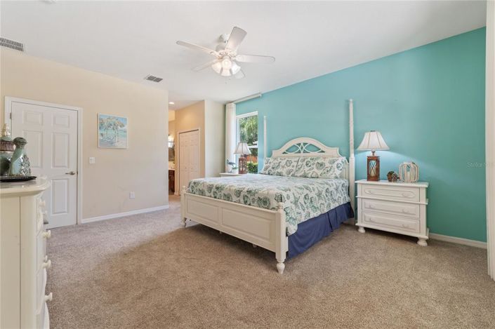 Image No.16-5 Bed Property for sale