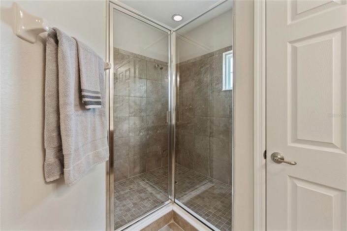 Image No.25-5 Bed Property for sale