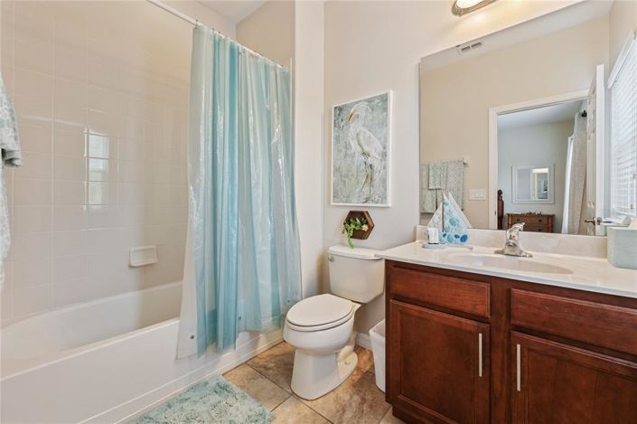 Image No.27-5 Bed Property for sale