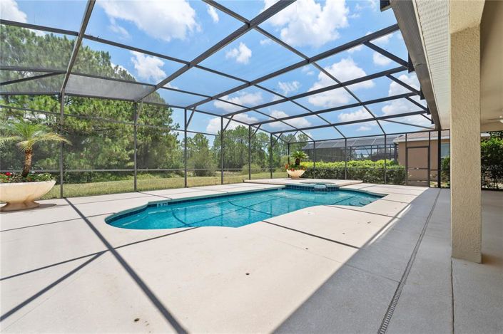 Image No.33-5 Bed Property for sale