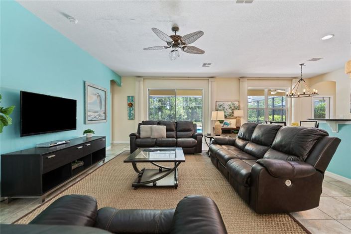 Image No.4-5 Bed Property for sale