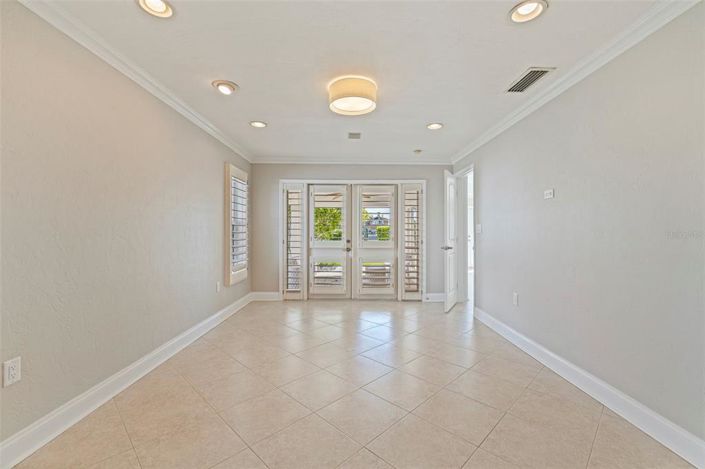 Image No.16-3 Bed Property for sale