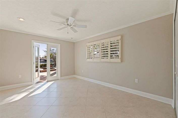 Image No.20-3 Bed Property for sale