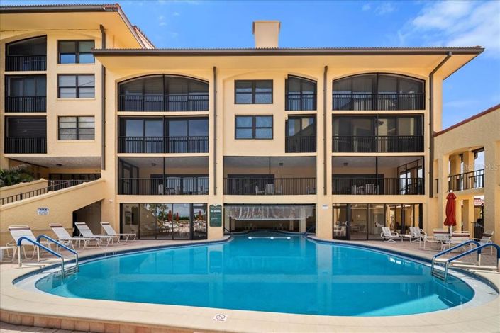 Image No.2-2 Bed Property for sale