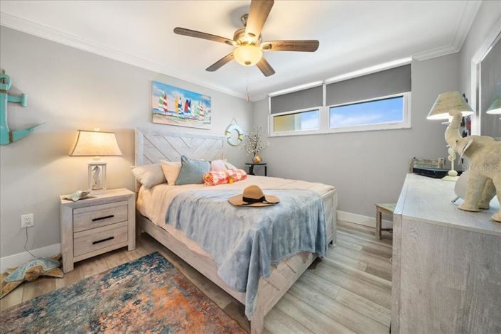 Image No.35-2 Bed Property for sale