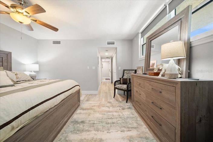 Image No.39-2 Bed Property for sale