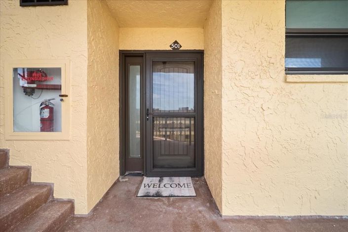 Image No.44-2 Bed Property for sale