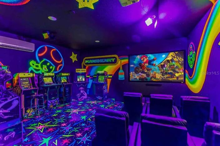 Image No.14-5 Bed Property for sale