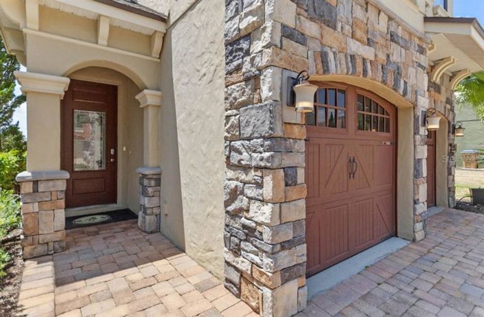 Image No.18-5 Bed Property for sale