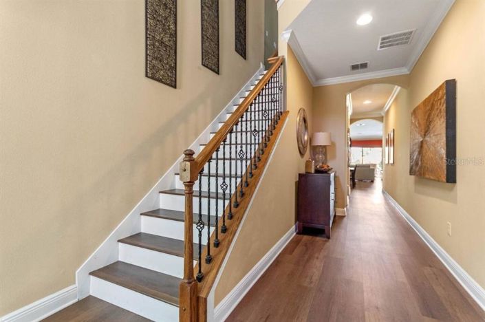 Image No.27-5 Bed Property for sale