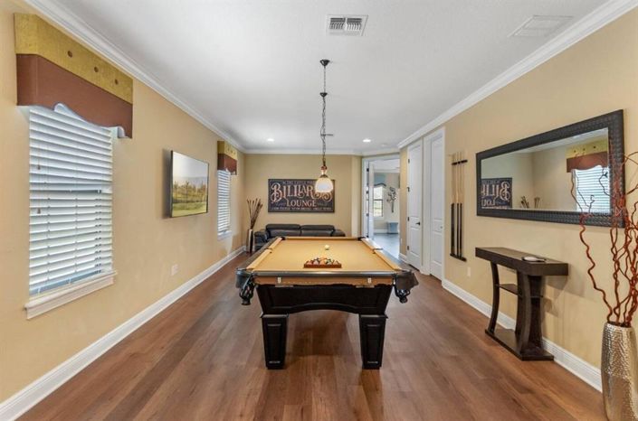 Image No.32-5 Bed Property for sale