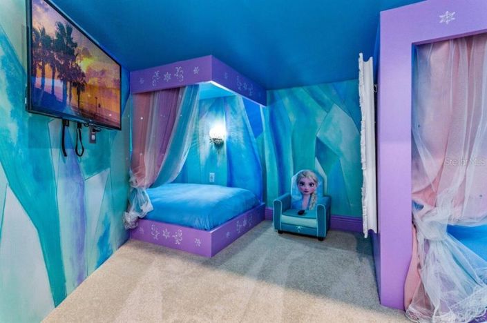 Image No.6-5 Bed Property for sale