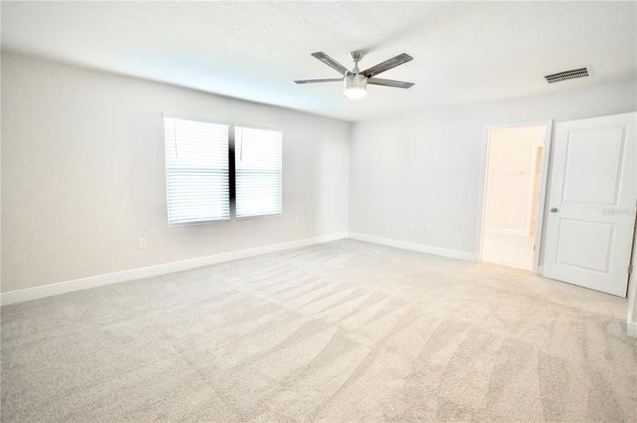 Image No.15-5 Bed Property for sale