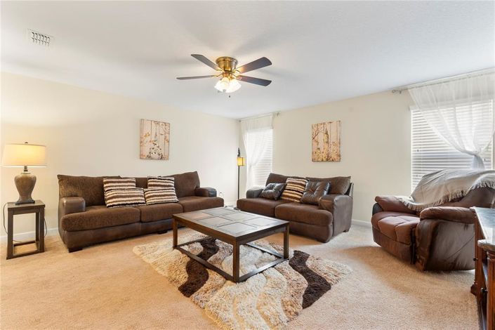 Image No.13-5 Bed Property for sale