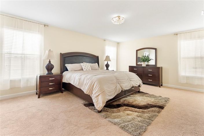 Image No.17-5 Bed Property for sale