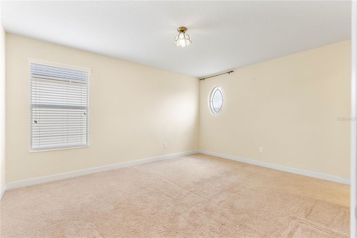 Image No.21-5 Bed Property for sale