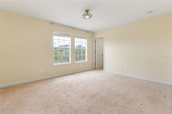 Image No.22-5 Bed Property for sale