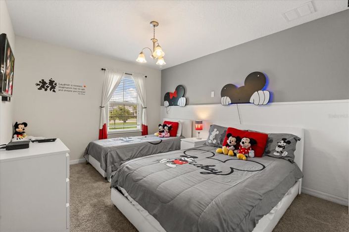 Image No.24-5 Bed Townhouse for sale