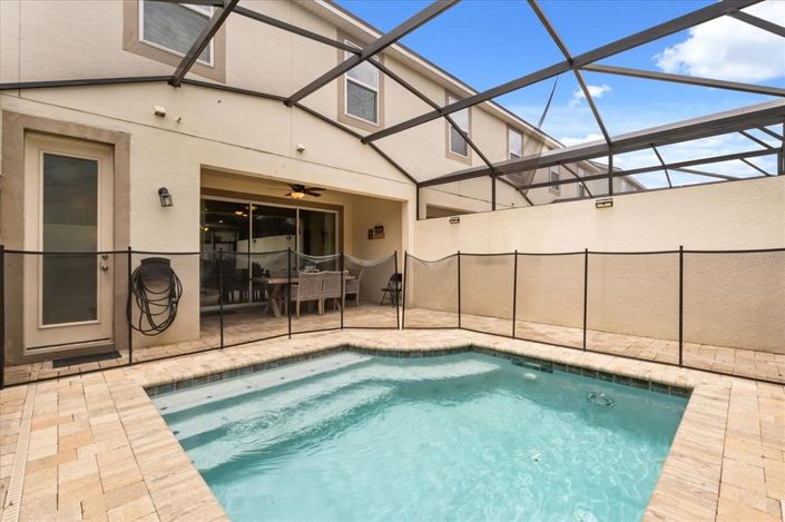 Image No.35-5 Bed Townhouse for sale