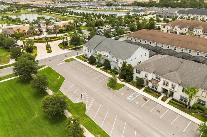 Image No.37-5 Bed Townhouse for sale