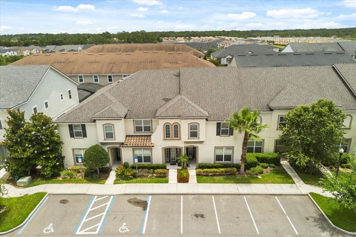 Image No.40-5 Bed Townhouse for sale