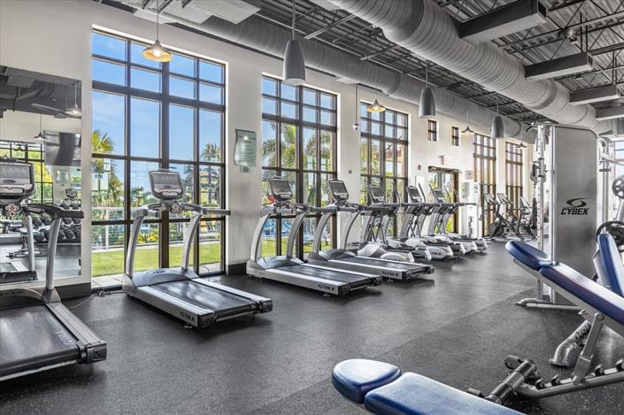 Image No.44-5 Bed Townhouse for sale