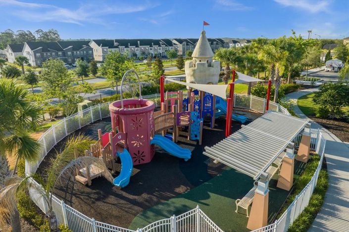 Image No.48-5 Bed Townhouse for sale