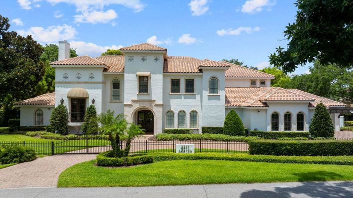 Image No.3-5 Bed Property for sale