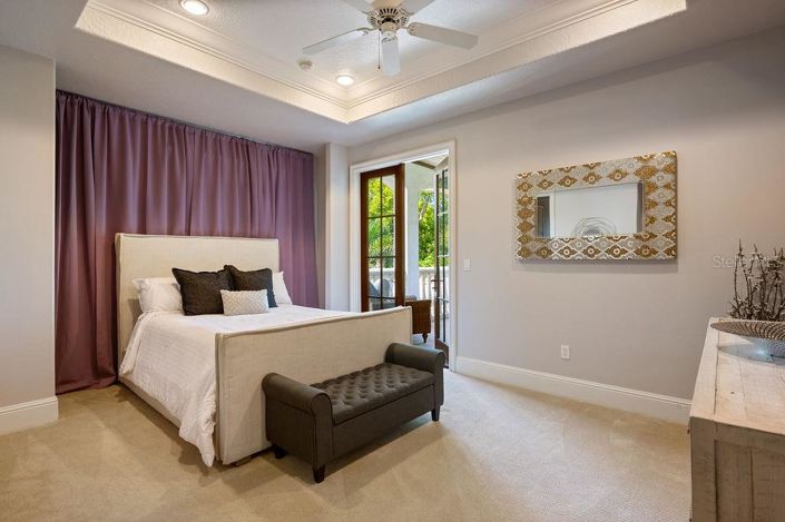 Image No.48-5 Bed Property for sale