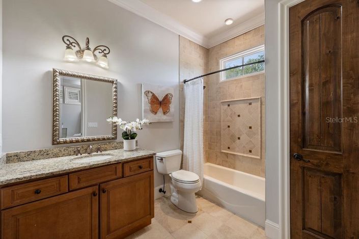 Image No.59-5 Bed Property for sale