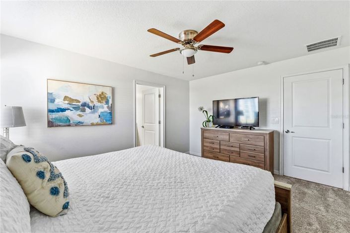 Image No.29-5 Bed Property for sale